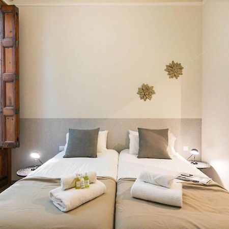 Avinyó- New Listing -Spacious Loft in the Gothic Quarter! Barcelona Exterior foto