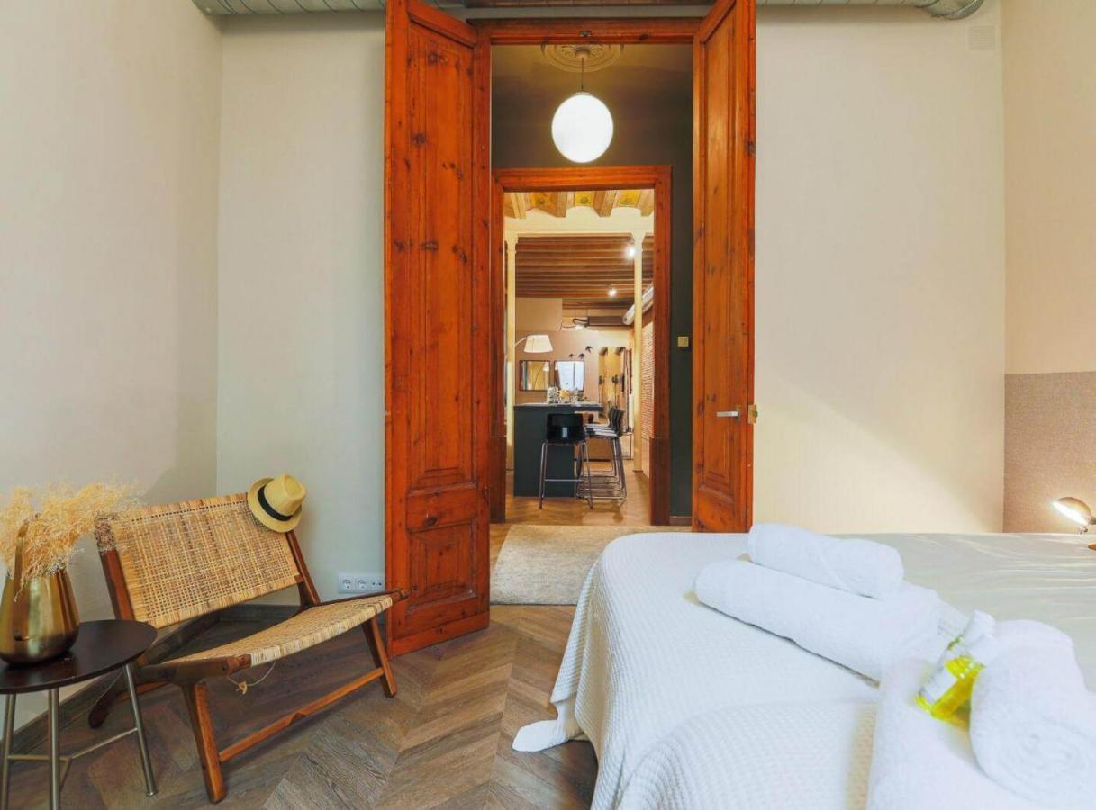 Avinyó- New Listing -Spacious Loft in the Gothic Quarter! Barcelona Exterior foto