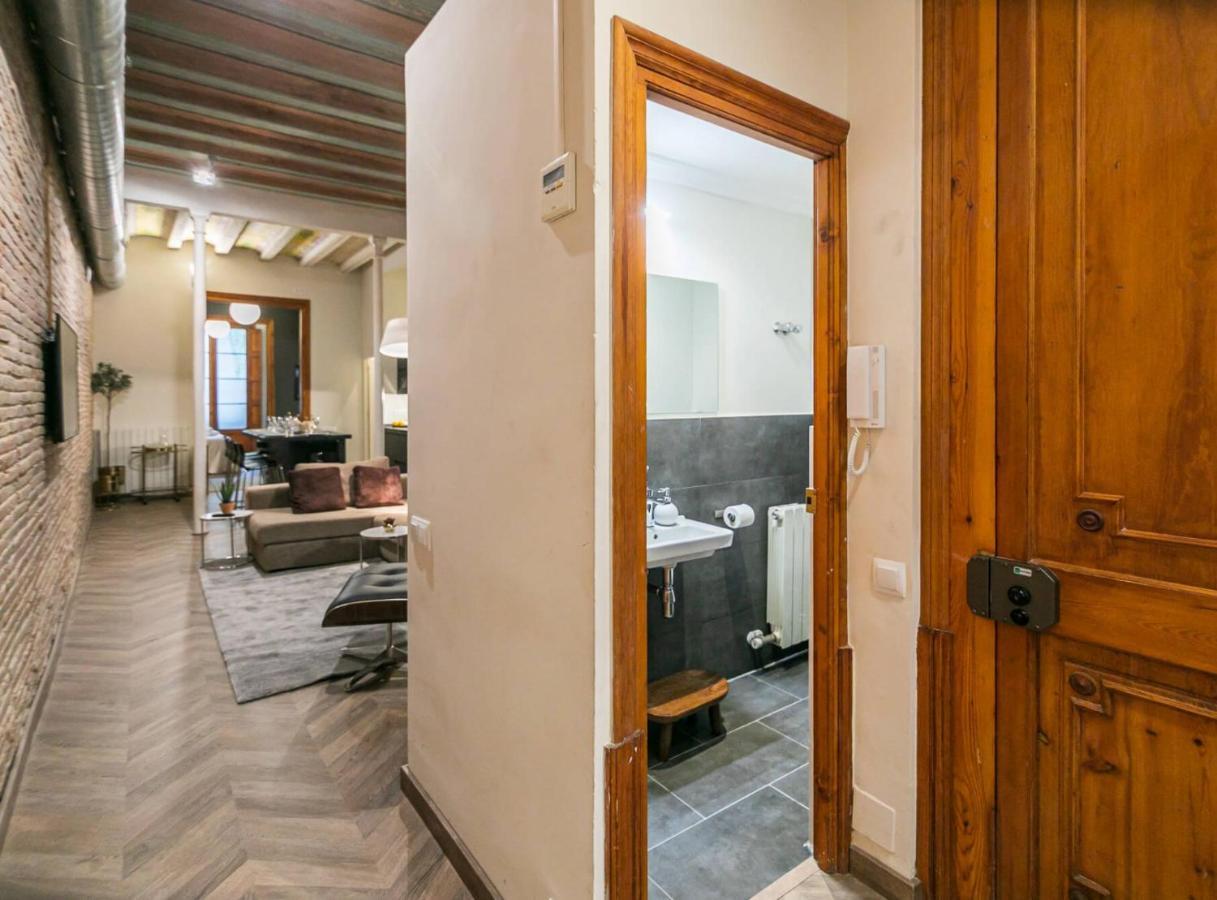 Avinyó- New Listing -Spacious Loft in the Gothic Quarter! Barcelona Exterior foto